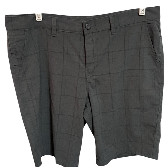 Urban Pipeline Shorts Sz 38 - Picture 1 of 9